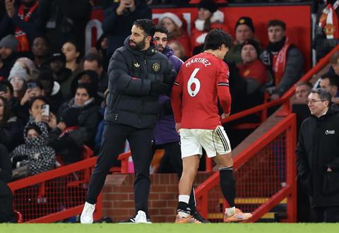 Ruben Amorim từng “đối đầu căng thẳng” với Lisandro Martinez